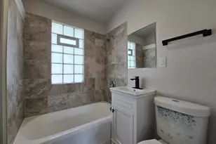 1651 S 58th St, West Allis, WI 53214 - Photo 33