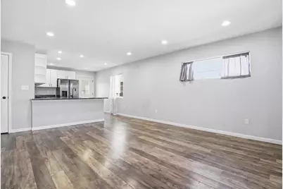 2127  27th St, Kenosha, WI 53140 - Photo 3