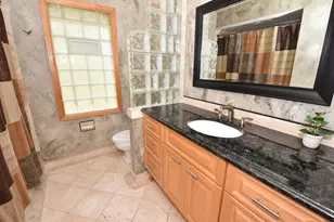 10570 W Pallottine Dr, Greenfield, WI 53228 - Photo 35