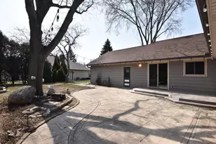 10570 W Pallottine Dr, Greenfield, WI 53228 - Photo 57