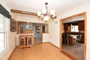 10570 W Pallottine Dr, Greenfield, WI 53228 - Photo 15