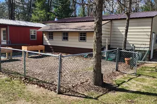 520 N 4th Ave, Lohrville, WI 54970 - Photo 9