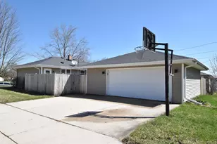 403 Beech St, Grafton, WI 53024 - Photo 27