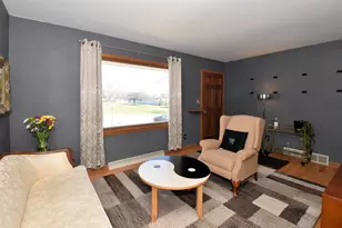 403 Beech St, Grafton, WI 53024 - Photo 3