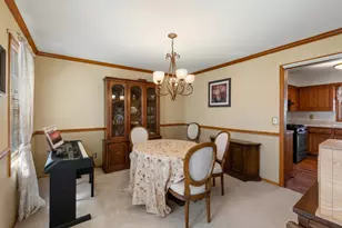 2908 Devonshire Ct, Waukesha, WI 53188 - Photo 13