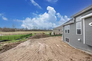 N73W17723 Mineral Dr, Menomonee Falls, WI 53051 - Photo 31