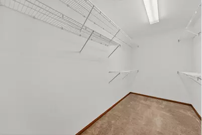 207  Hartford Sq, Hartford, WI 53027 - Photo 15