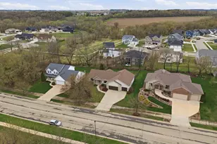 2368 Stonehaven Dr, Sun Prairie, WI 53590 - Photo 67