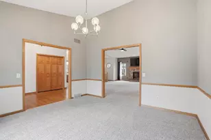 2368 Stonehaven Dr, Sun Prairie, WI 53590 - Photo 7