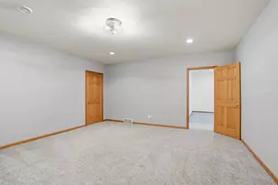 2368 Stonehaven Dr, Sun Prairie, WI 53590 - Photo 39