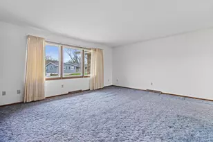 864 Mayer Ln, Mayville, WI 53050 - Photo 11