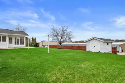 864  Mayer Ln, Mayville, WI 53050 - Photo 39