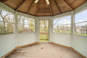 10928 W Church St, Franklin, WI 53132 - Photo 31