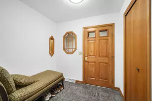 10928 W Church St, Franklin, WI 53132 - Photo 17
