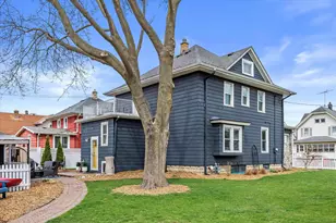 164 S Charles St, Waukesha, WI 53186 - Photo 43