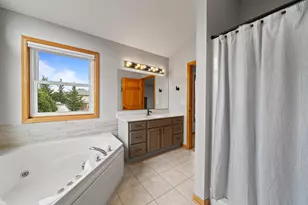 198 Lynne Dr, Twin Lakes, WI 53181 - Photo 21