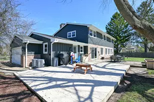 1101 W County Line Rd, Bayside, WI 53217 - Photo 39