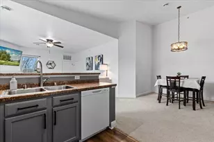 2135 Rainbow Lake Ln, West Bend, WI 53090 - Photo 9