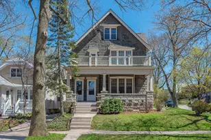 3700 N Murray Ave, Shorewood, WI 53211 - Photo 27