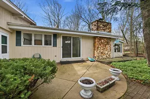 4615 S Delphine Dr, New Berlin, WI 53151 - Photo 23
