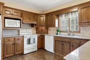 220 Frederick St, Plymouth, WI 53073 - Photo 17