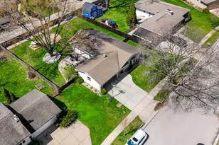 1448 Cottonwood Dr, Waukesha, WI 53189 - Photo 29