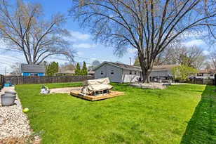 1448 Cottonwood Dr, Waukesha, WI 53189 - Photo 27