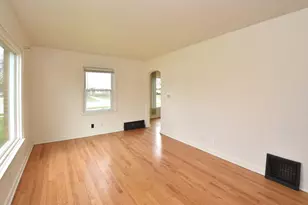 3115 Lasalle St, Racine, WI 53402 - Photo 5