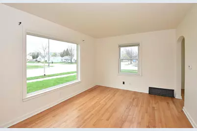 3115  La Salle St, Racine, WI 53402 - Photo 7