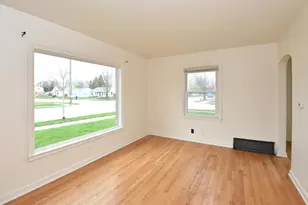 3115 Lasalle St, Racine, WI 53402 - Photo 7