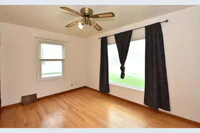 3115  La Salle St, Racine, WI 53402 - Photo 15