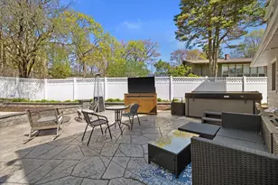 1423 St Charles St, Wauwatosa, WI 53213 - Photo 65