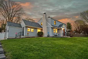 1423 St Charles St, Wauwatosa, WI 53213 - Photo 29