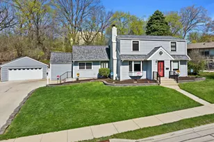 1423 St Charles St, Wauwatosa, WI 53213 - Photo 39