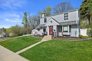 1423 St Charles St, Wauwatosa, WI 53213 - Photo 61