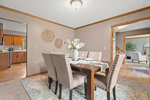 3304 River Vly Rd, Waukesha, WI 53189 - Photo 13