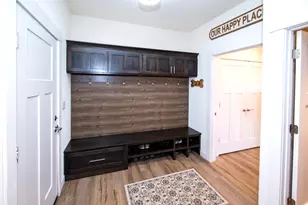 638 Red Oak Dr, Summit, WI 53066 - Photo 27