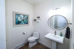 638 Red Oak Dr, Summit, WI 53066 - Photo 21
