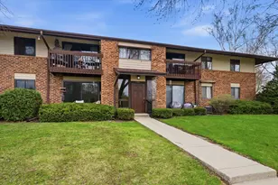 345 Park Hill Dr, Pewaukee, WI 53072 - Photo 15