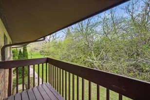 345 Park Hill Dr, Pewaukee, WI 53072 - Photo 17