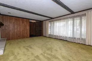 W160N8462 Donald Ct, Menomonee Falls, WI 53051 - Photo 11