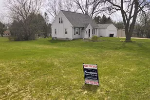 8498 N 68th St, Brown Deer, WI 53223 - Photo 3