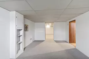910 Lawton Terrace, Manitowoc, WI 54220 - Photo 15