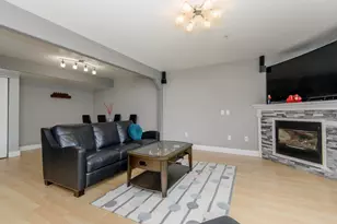 355 Jennifer Ln, Brookfield, WI 53045 - Photo 5