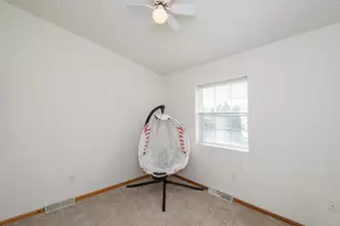 355 Jennifer Ln, Brookfield, WI 53045 - Photo 27