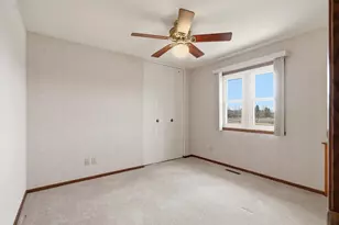 2009 Deerfield Dr, Saukville, WI 53080 - Photo 19