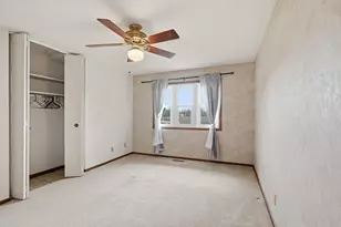 2009 Deerfield Dr, Saukville, WI 53080 - Photo 17