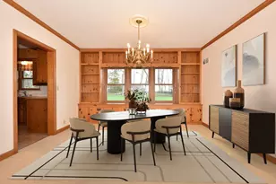 N93W15358 Hillside Ln, Menomonee Falls, WI 53051 - Photo 9