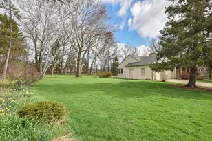 N93W15358 Hillside Ln, Menomonee Falls, WI 53051 - Photo 29
