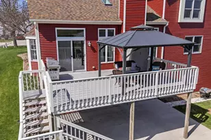861 Summer Creek Rd, Oconomowoc, WI 53066 - Photo 17